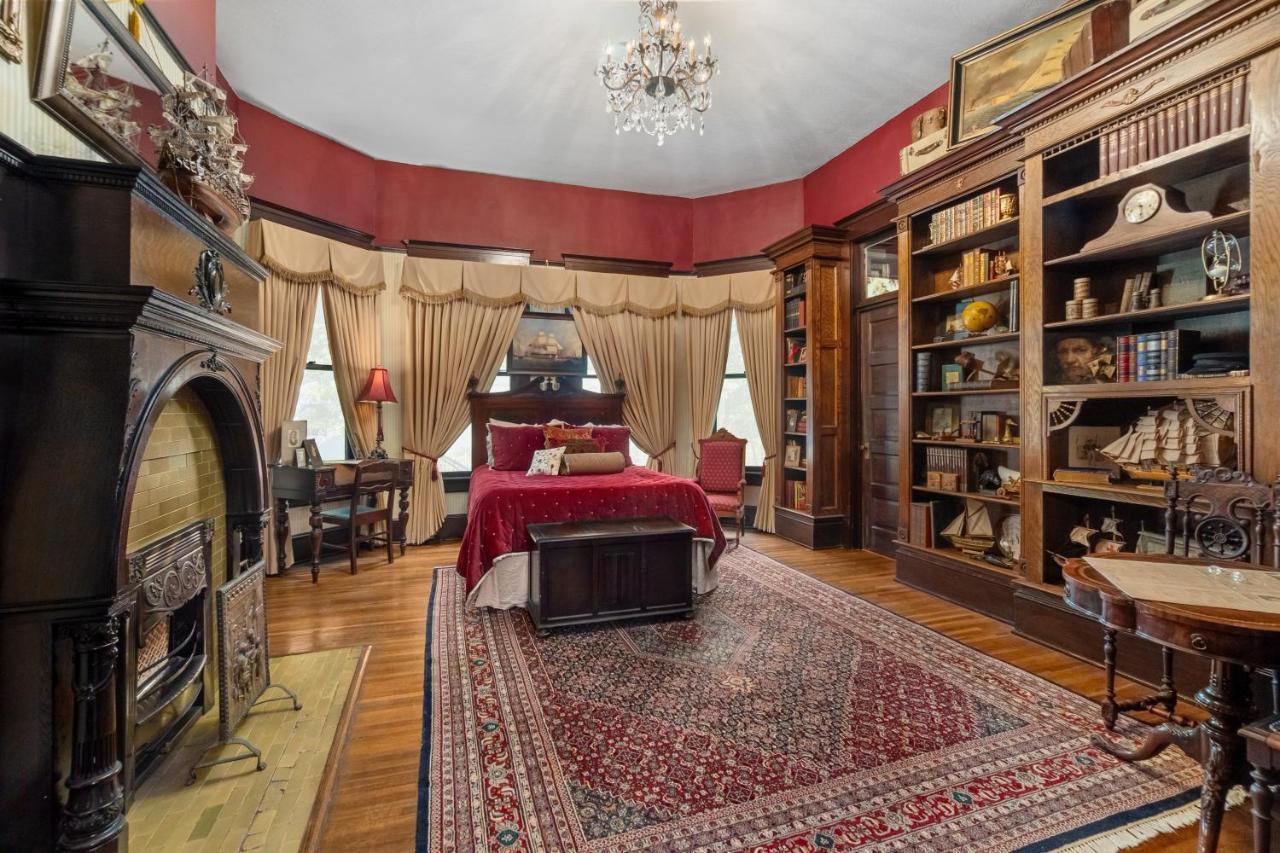 هاتييسبورغ Ross Mansion Bed & Breakfast المظهر الخارجي الصورة
