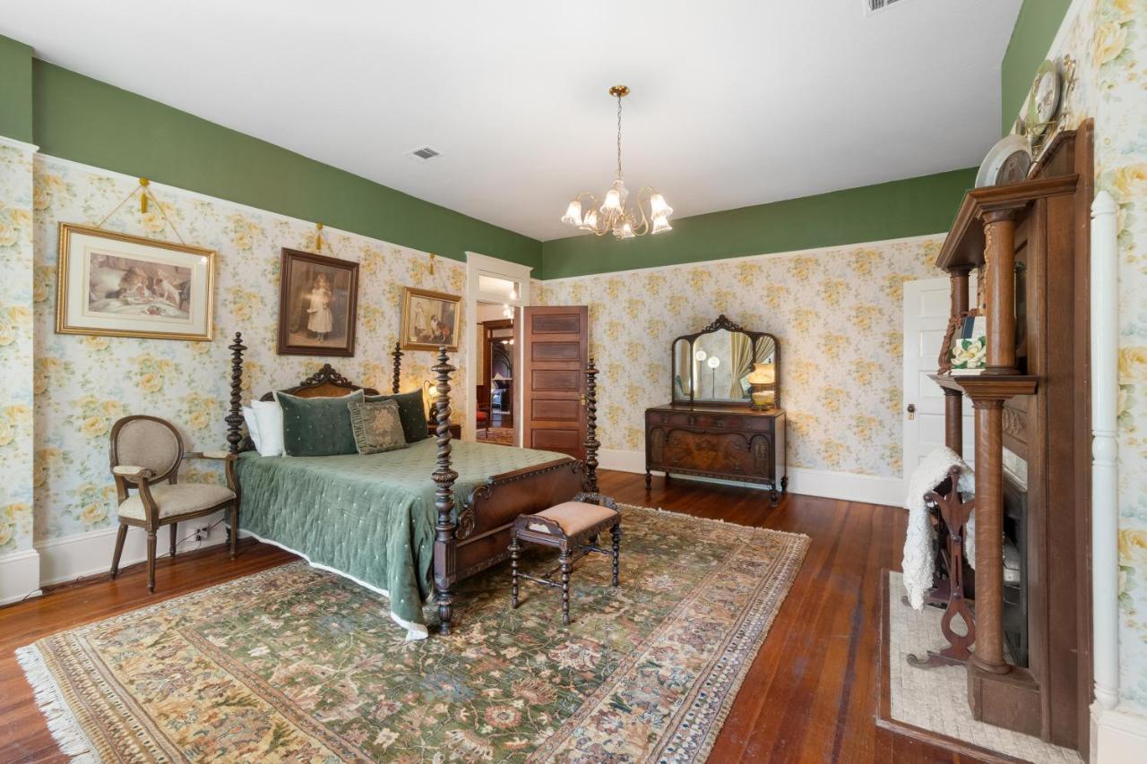 هاتييسبورغ Ross Mansion Bed & Breakfast المظهر الخارجي الصورة